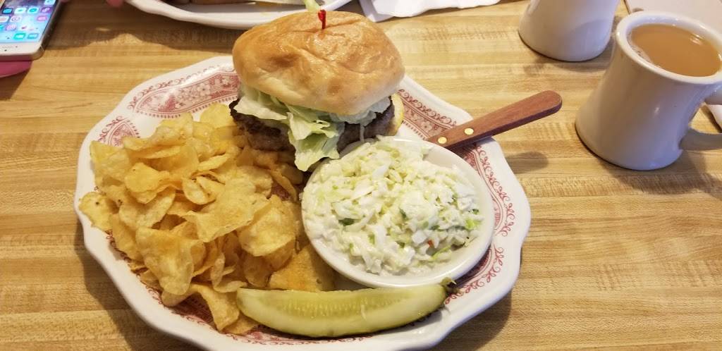 Augusta House of Pancakes | cafe | 100 Western Ave, Augusta, ME 04330, USA | 2076239775 OR +1 207-623-9775