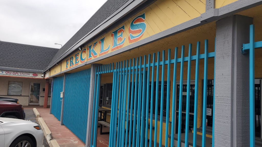 Freckles Kitchen & Tavern | restaurant | 1839 Mentone Blvd, Mentone, CA 92359, USA | 9098101221 OR +1 909-810-1221