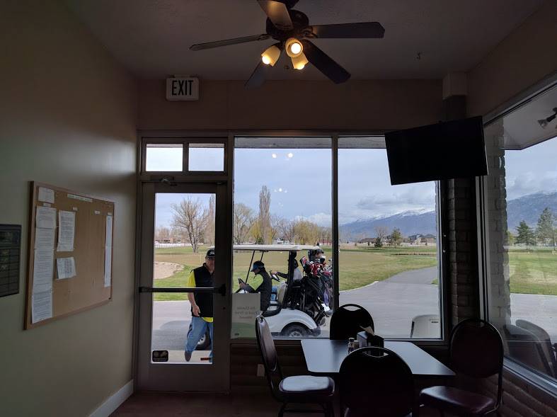 Stone Creek Grill | restaurant | 1201 N 1100 W, West Bountiful, UT 84087, USA | 8012951066 OR +1 801-295-1066