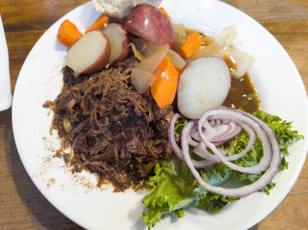 Hobnob Corner Restaurant | restaurant | 17 W Main St, Nashville, IN 47448, USA | 8129884114 OR +1 812-988-4114