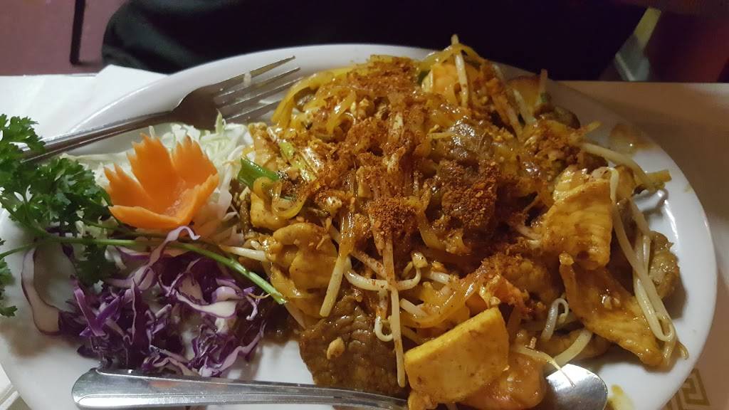 Prommares Thai Food | restaurant | 6362 W Sahara Ave, Las Vegas, NV 89146, USA | 7022219644 OR +1 702-221-9644