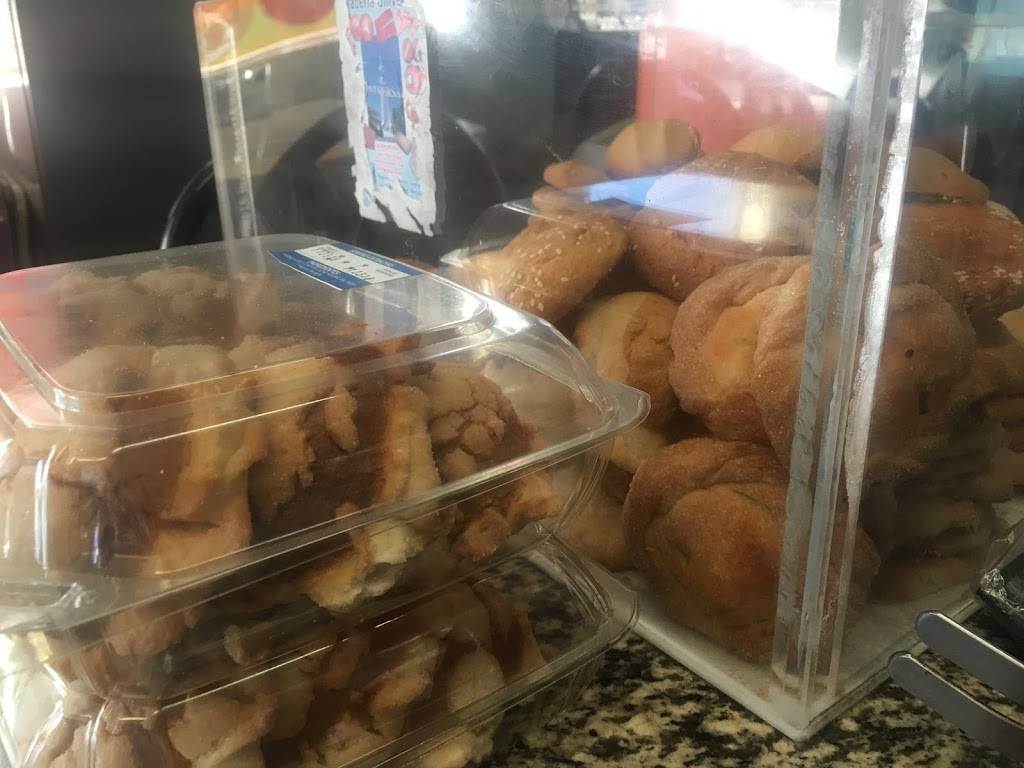 Ledys Restaurant | restaurant | 12150 Hamlin St, North Hollywood, CA 91606, USA | 8187615504 OR +1 818-761-5504