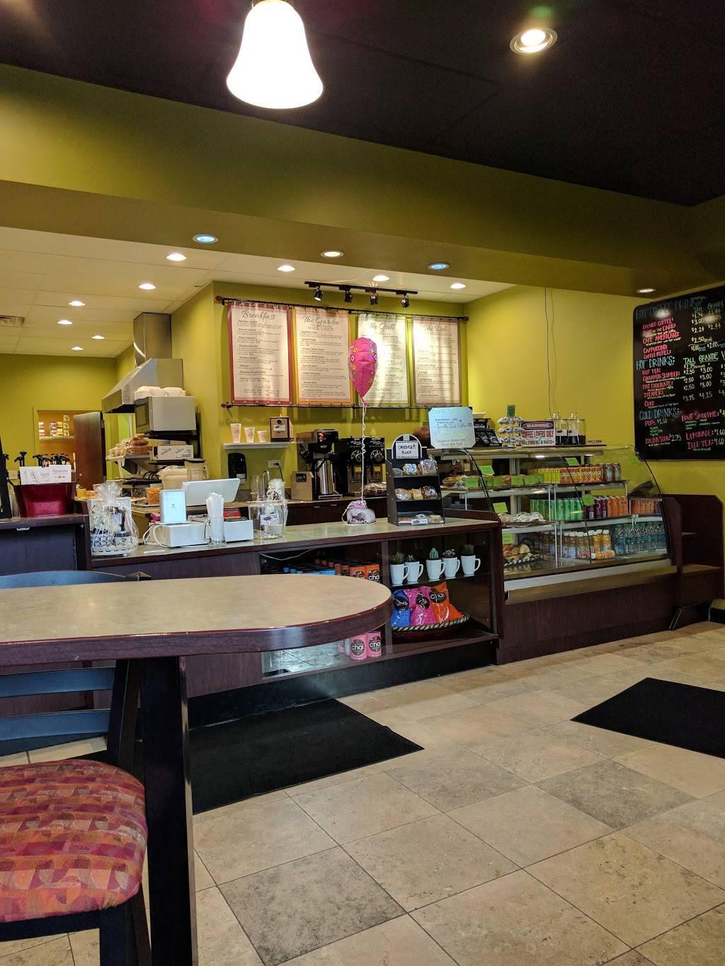 Signatures Coffee & Espresso | restaurant | 6375 Balsam Dr # 100, Hudsonville, MI 49426, USA | 6166624227 OR +1 616-662-4227