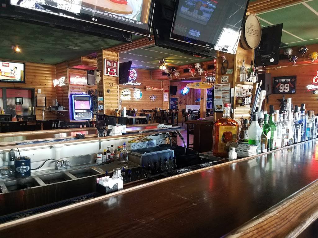 Mustangs Bar & Grill | restaurant | 482 Gardner St, South Beloit, IL 61080, USA | 7794750048 OR +1 779-475-0048