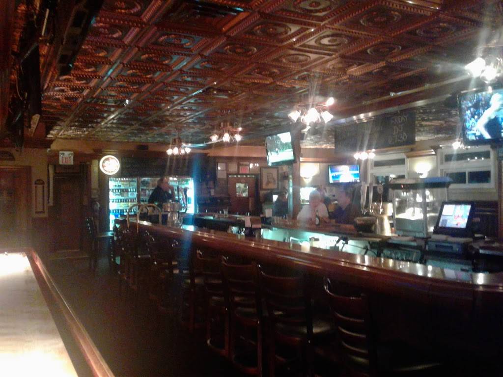 Breens Huntington Inn | restaurant | 704 Huntingdon Pike, Rockledge, PA 19046, USA | 2156638226 OR +1 215-663-8226