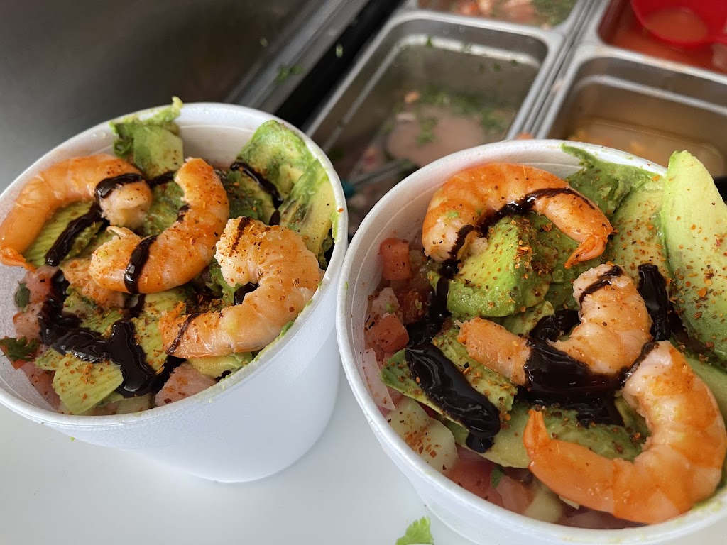 Fish Taco Express Food Truck | restaurant | 369 E 3rd St, Perris, CA 92570, USA | 9519565624 OR +1 951-956-5624