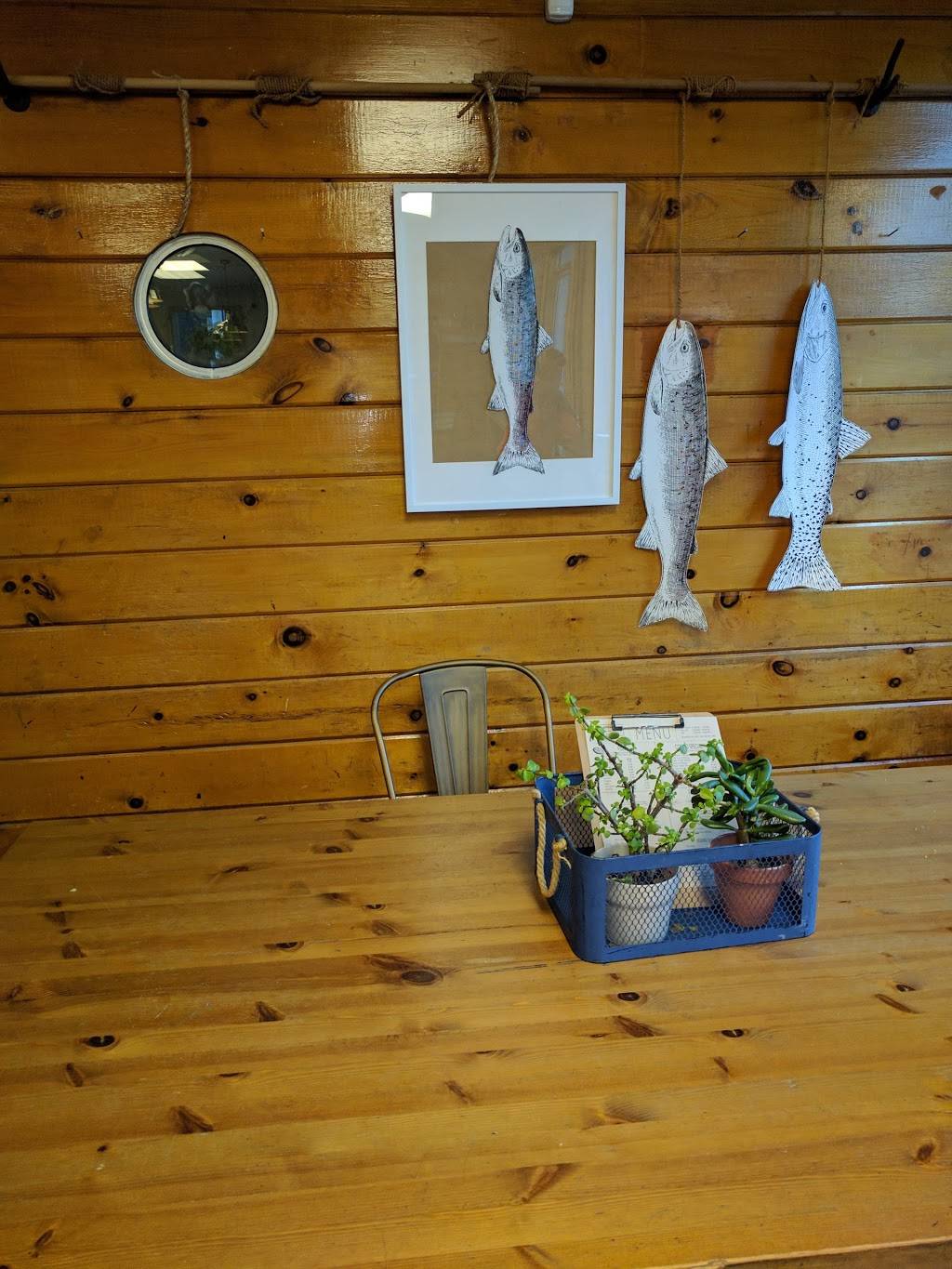 Collins Fish Market | meal takeaway | 4873 W Adams Blvd, Los Angeles, CA 90016, USA | 3237326155 OR +1 323-732-6155