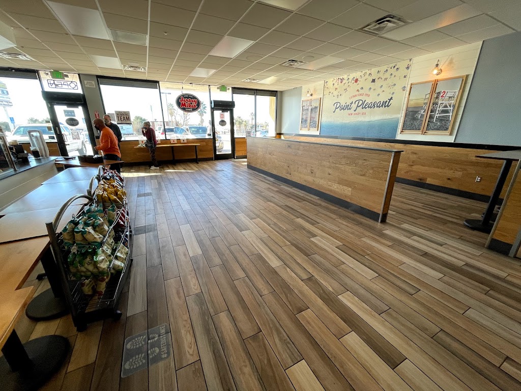 Jersey Mikes Subs | meal takeaway | 2843 Lenwood Rd Unit C, Barstow, CA 92311, USA | 7602532500 OR +1 760-253-2500