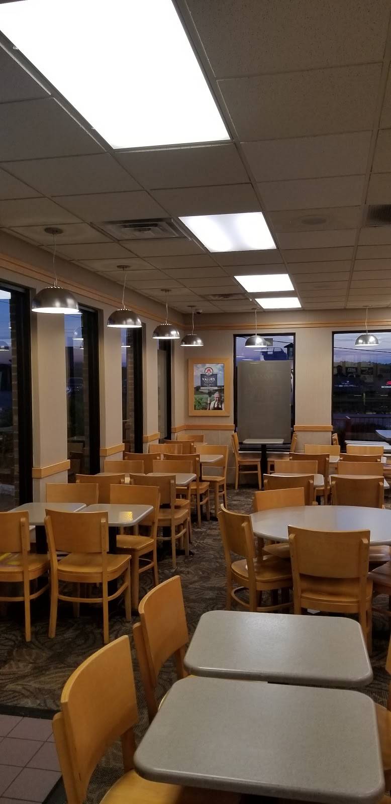 Wendys | restaurant | 3562 US-54, Osage Beach, MO 65065, USA | 5733654318 OR +1 573-365-4318