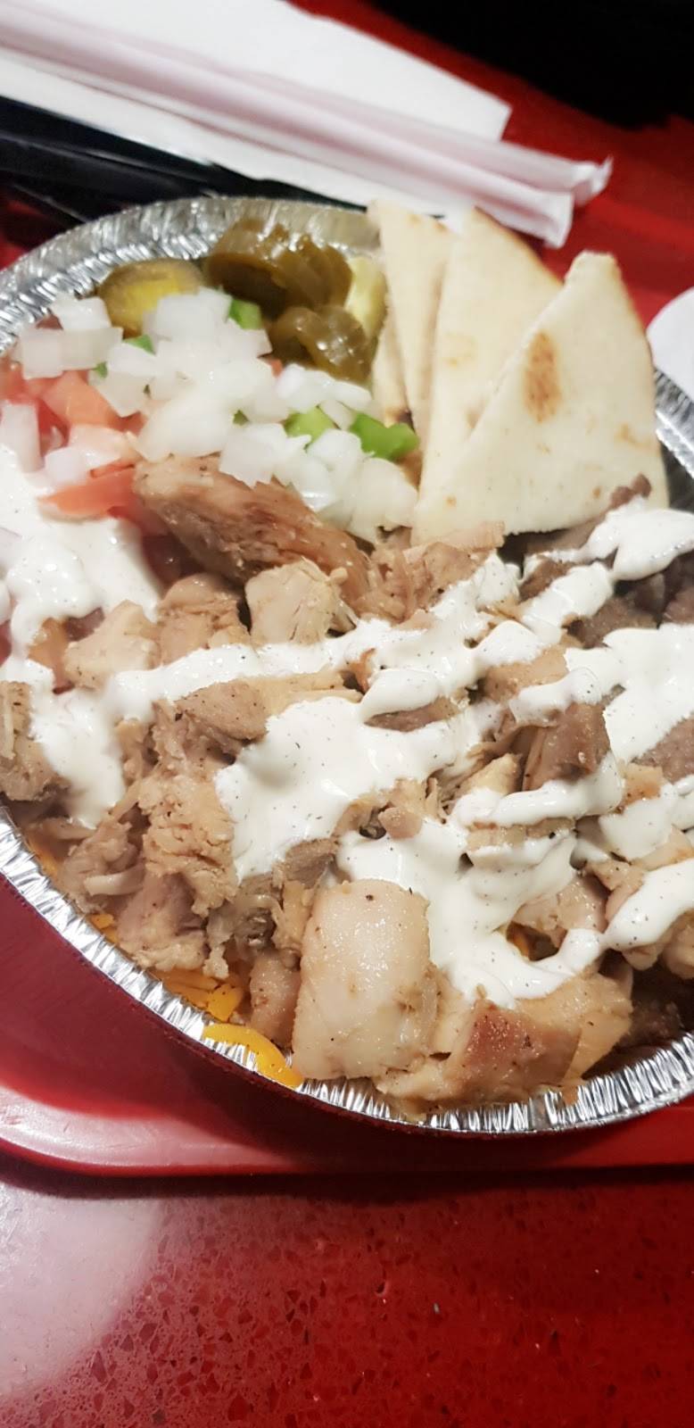 The Halal Guys | restaurant | 5621 South La Grange Road, Countryside, IL 60525, USA | 7086394184 OR +1 708-639-4184