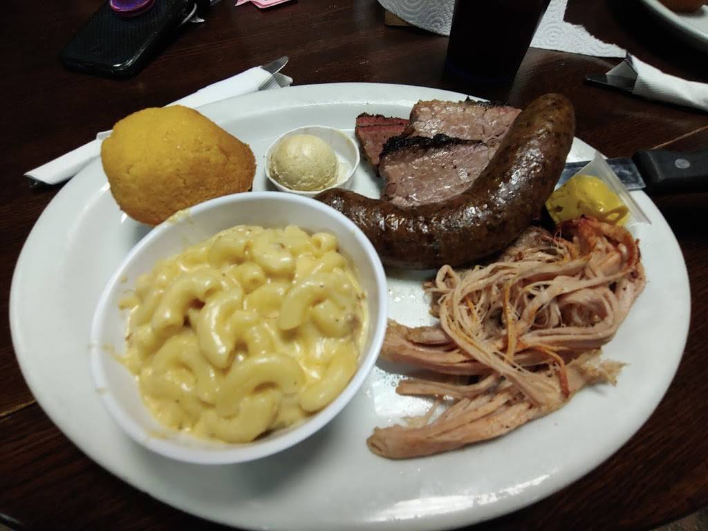 Smoking Pig BBQ | restaurant | 4379 Las Vegas Blvd N, Las Vegas, NV 89115, USA | 7257773988 OR +1 725-777-3988