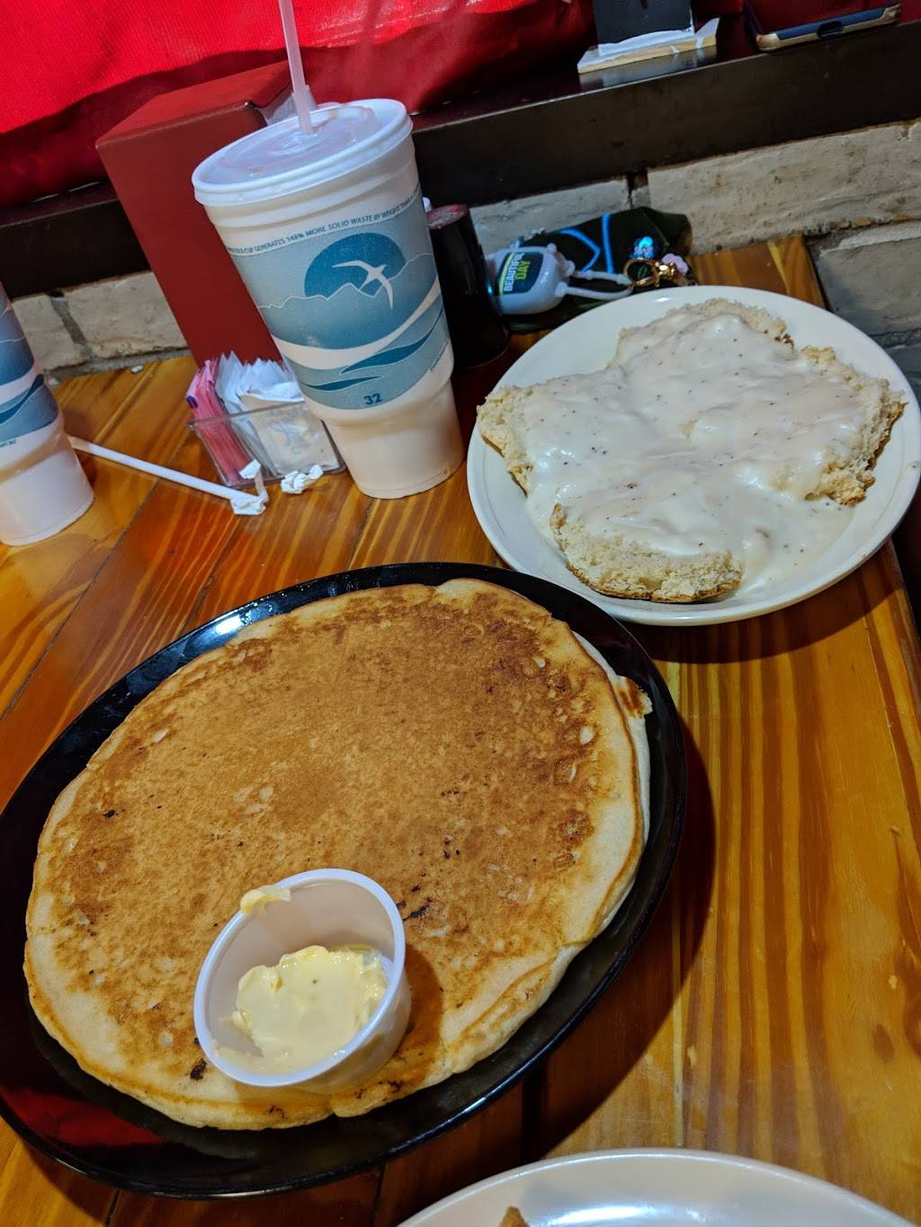 Arnolds Family Restaurant | restaurant | 206 N Main St, Lone Star, TX 75668, USA | 9036563405 OR +1 903-656-3405