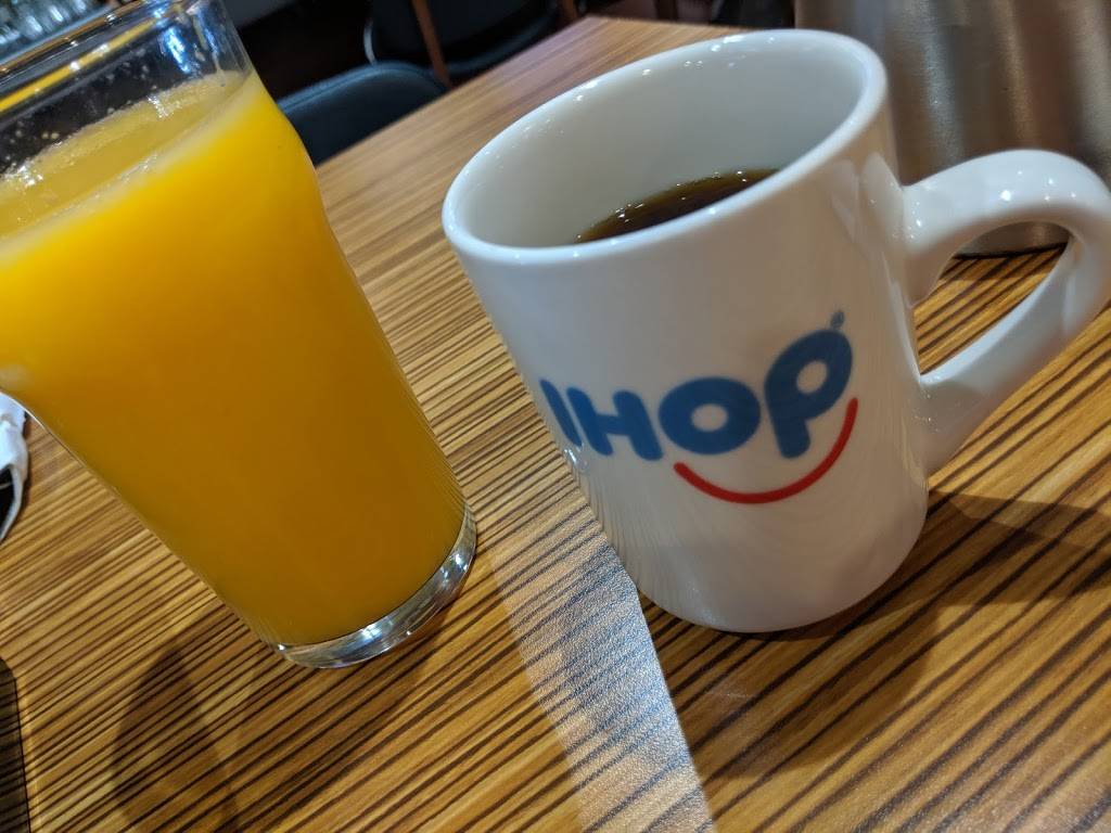 IHOP | restaurant | 1743 E Camelback Rd, Phoenix, AZ 85016, USA | 6022798990 OR +1 602-279-8990