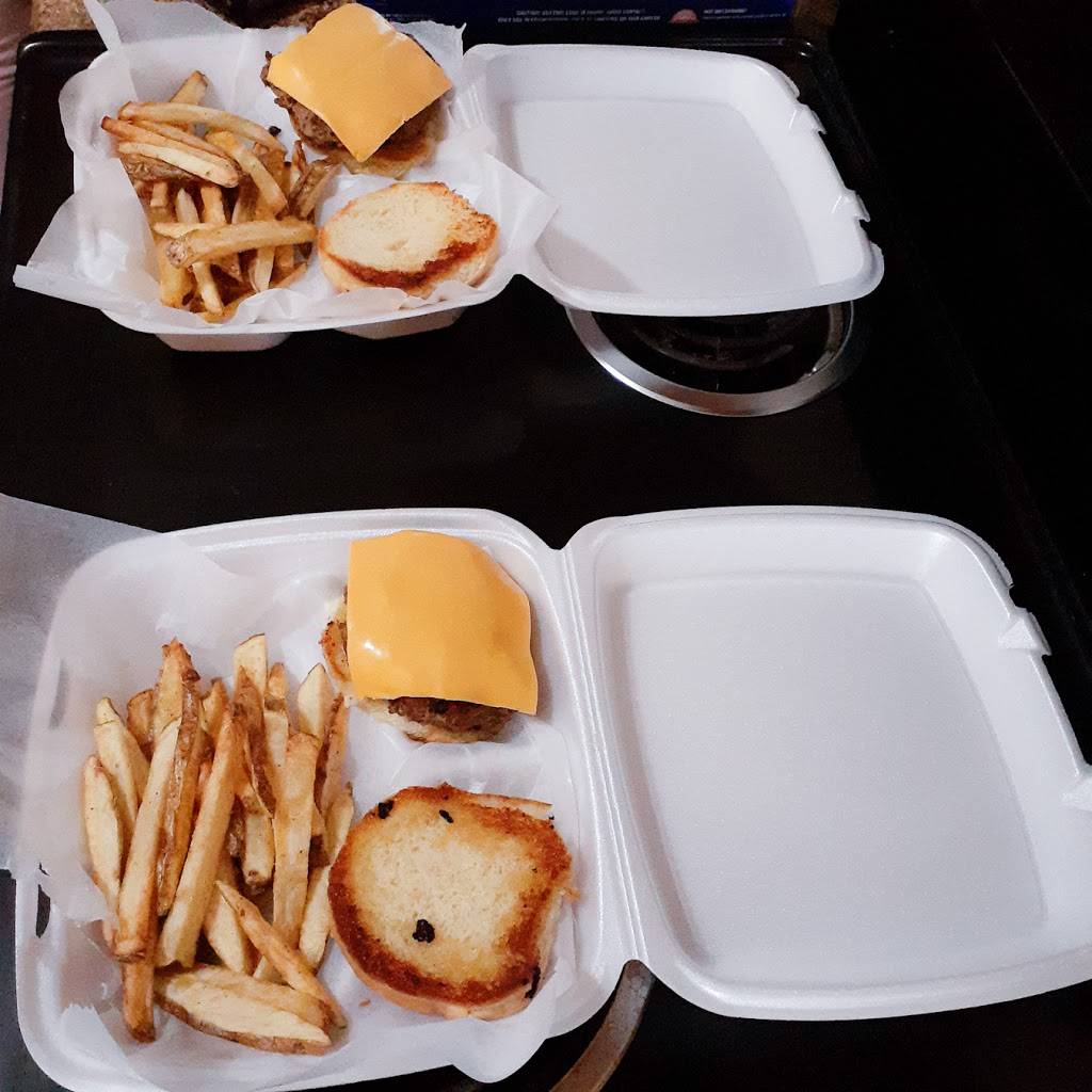 Sammis Kitchen | restaurant | 27053 Norfolk St, Inkster, MI 48141, USA | 3134064426 OR +1 313-406-4426