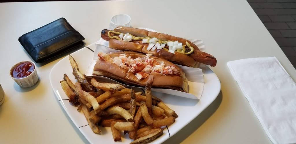 Captain Seas | restaurant | 905 N Colony Rd, Wallingford, CT 06492, USA | 2032659336 OR +1 203-265-9336