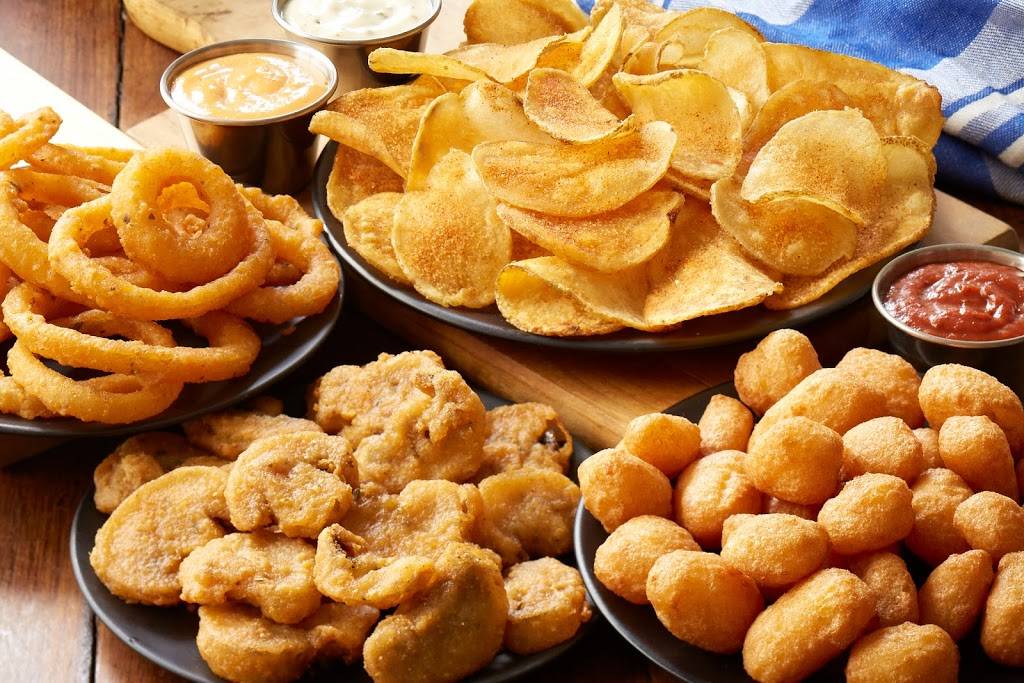 Zaxbys Chicken Fingers & Buffalo Wings | restaurant | 67 Highlands Square Dr, Hendersonville, NC 28792, USA | 8286934566 OR +1 828-693-4566