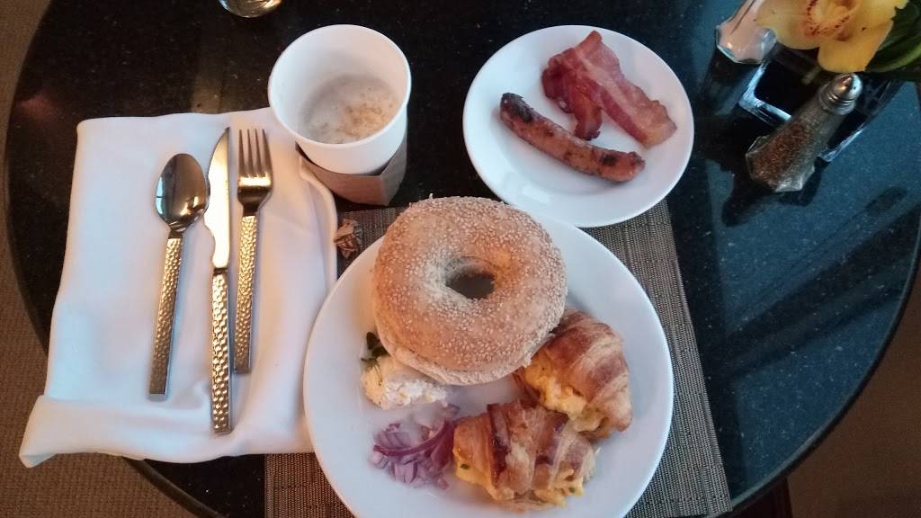 Table 45 | restaurant | 9801 Carnegie Ave, Cleveland, OH 44106, USA | 2167074045 OR +1 216-707-4045