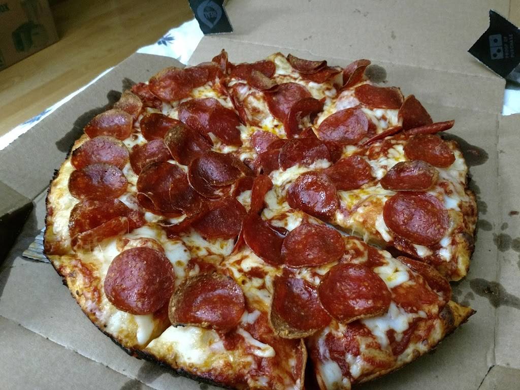 Dominos Pizza | meal delivery | 6 Clinton St, Bangor, ME 04401, USA | 2079472100 OR +1 207-947-2100