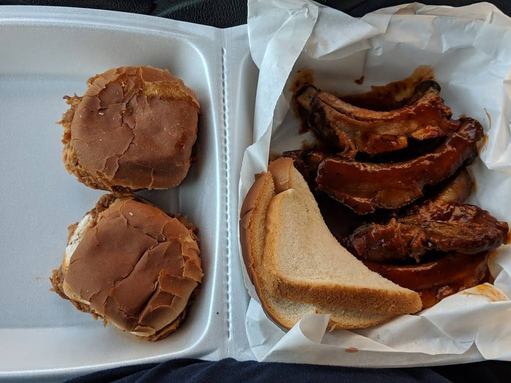Georgia South Barbeque | restaurant | 101 Mill St, Barnesville, GA 30204, USA | 7703580024 OR +1 770-358-0024