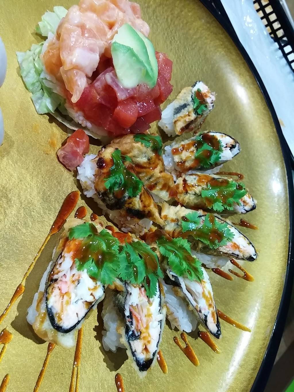 U Roll Sushi | restaurant | 8407, 7685 E Colonial Dr, Orlando, FL 32807, USA | 4077309699 OR +1 407-730-9699