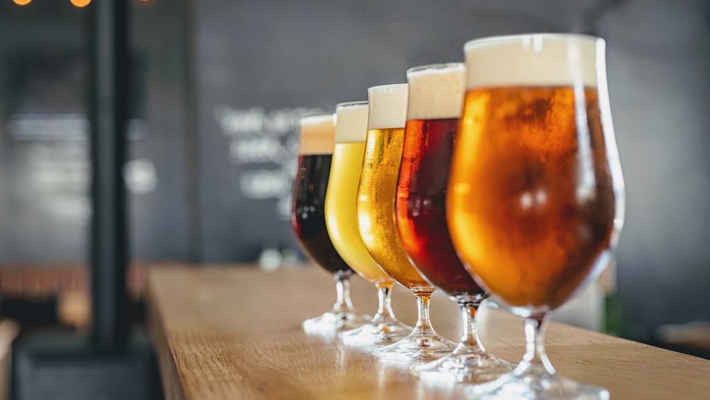 BR SPORTS BAR & GRILL | restaurant | 164 W Sauk Trail, South Chicago Heights, IL 60411, USA | 7089802496 OR +1 708-980-2496