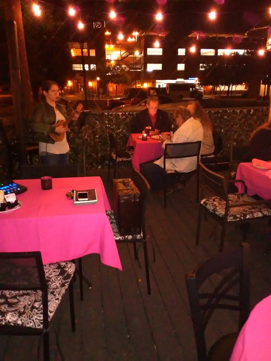 Sign of the Thymes Bistro | restaurant | 5845 W Palmaire Ave, Glendale, AZ 85301, USA | 6239315777 OR +1 623-931-5777