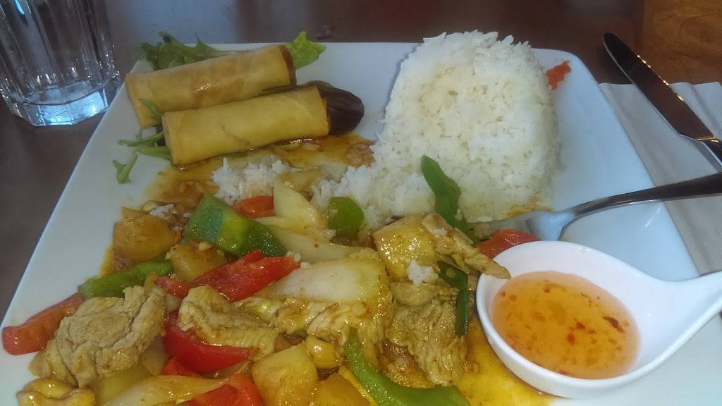 Thai Avenue | restaurant | 562 Farmington Ave, Bristol, CT 06010, USA | 8608458240 OR +1 860-845-8240