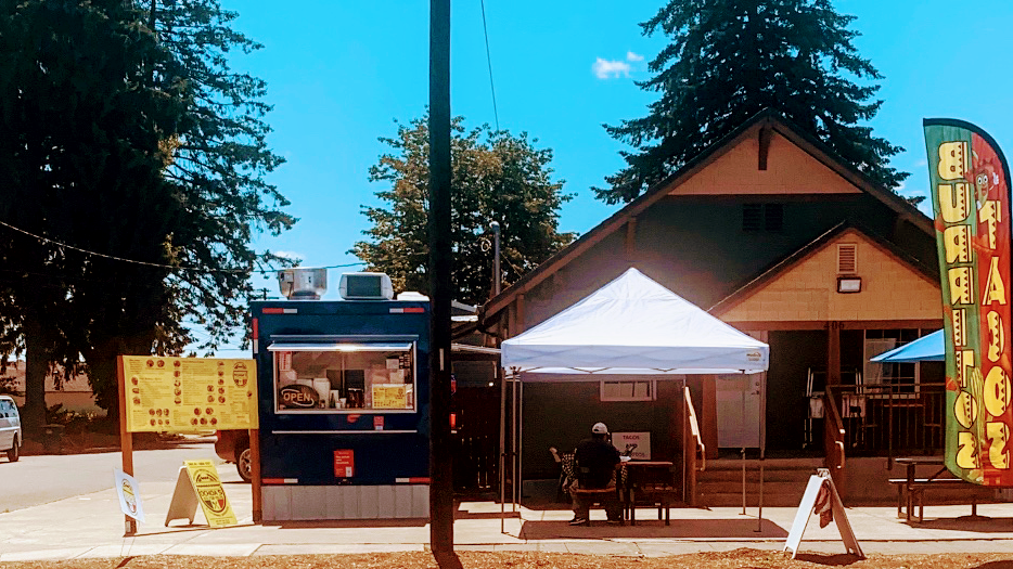 Ochoas outdoor Mexican food | restaurant | 406 SW Oak St, Hillsboro, OR 97123, USA | 9717329575 OR +1 971-732-9575