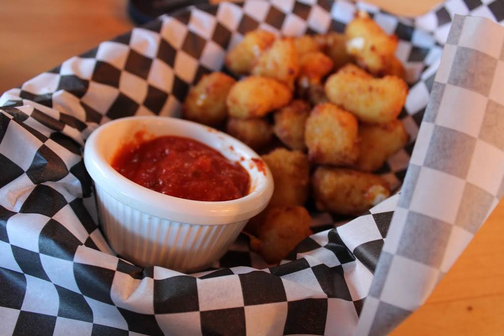 Twisted Fork Saloon | restaurant | 5005 Main St, Tacoma, WA 98407, USA | 2534261641 OR +1 253-426-1641