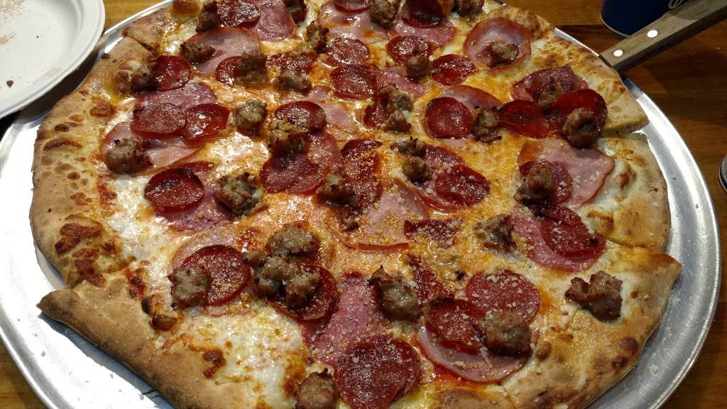 Stefanos Pizza | restaurant | 11 E Blithedale Ave, Mill Valley, CA 94941, USA | 4153839666 OR +1 415-383-9666