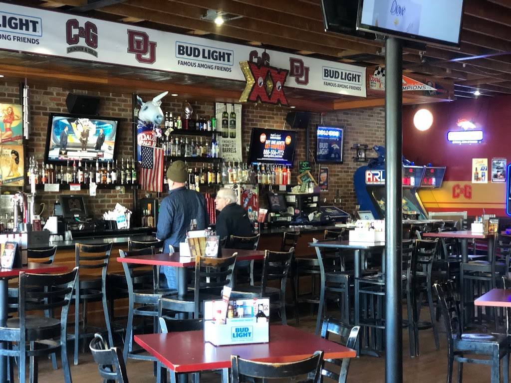 Crimson and Gold Tavern | restaurant | 2017 S University Blvd, Denver, CO 80210, USA | 7203795454 OR +1 720-379-5454