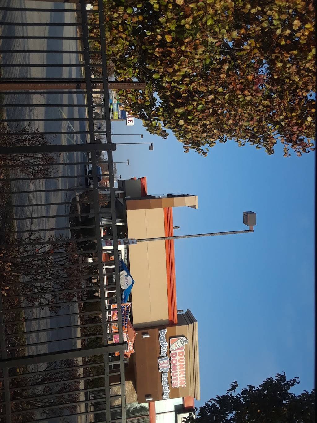 Dunkin Donuts | cafe | 7905 S Cicero Ave, Chicago, IL 60652, USA | 7735852432 OR +1 773-585-2432