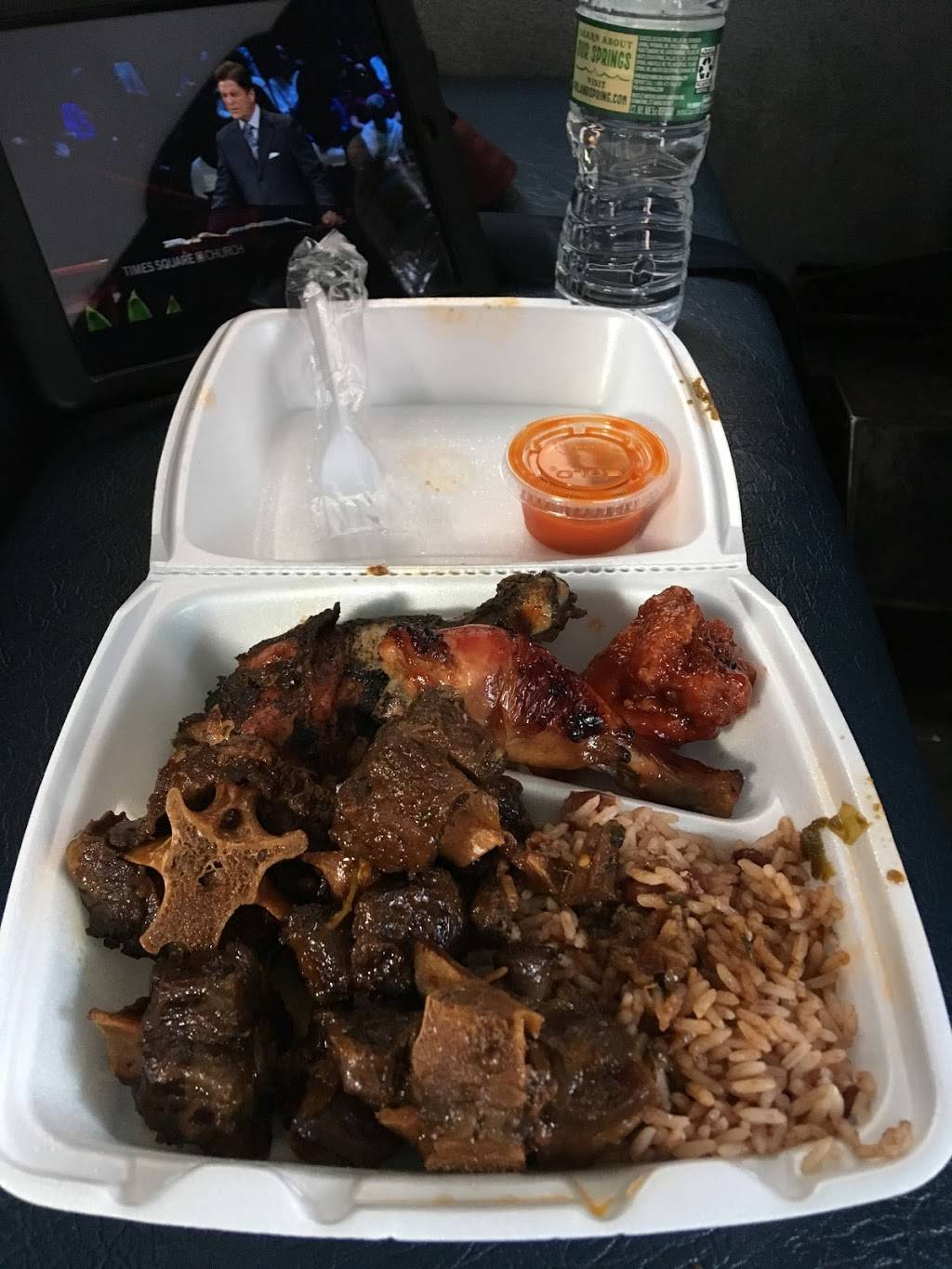 Caribbean Fiesta | restaurant | 1544 Madison Ave, New York, NY 10029, USA | 2128311400 OR +1 212-831-1400