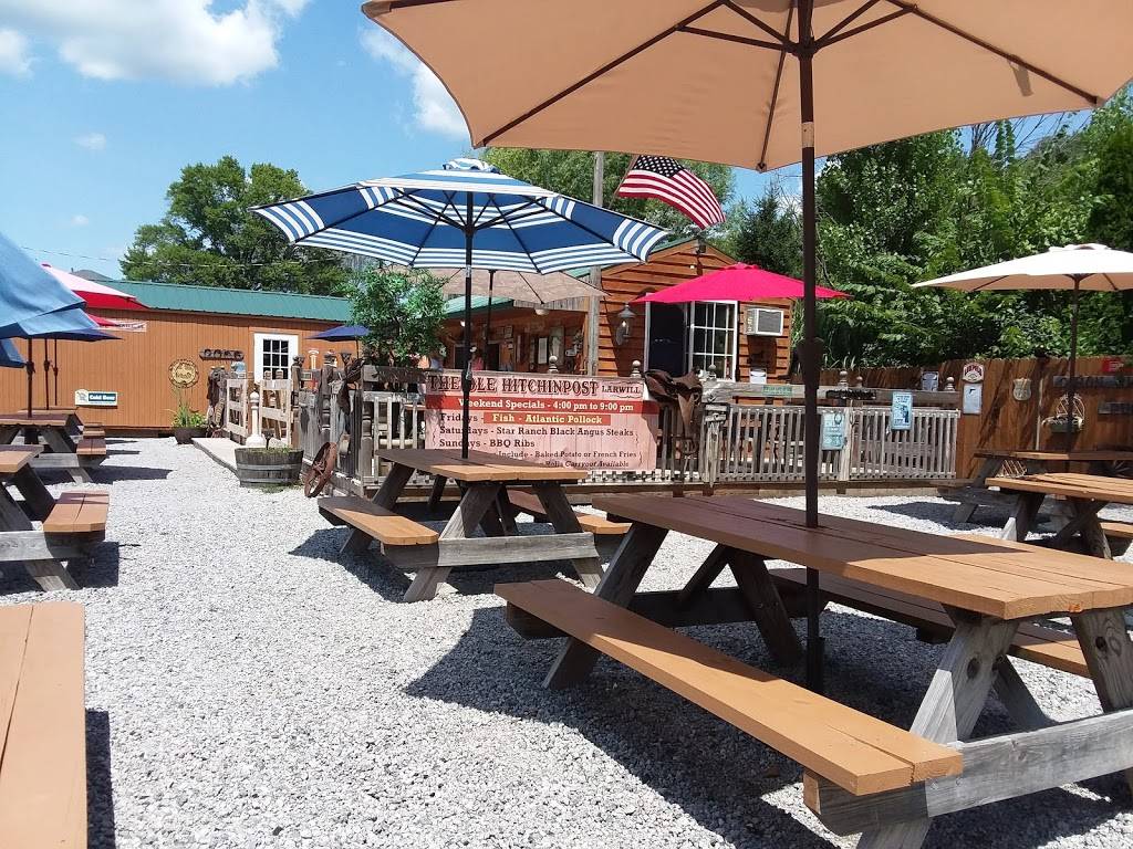 Ole Hitchin Post | restaurant | 109 Center St, Larwill, IN 46764, USA | 2602481270 OR +1 260-248-1270