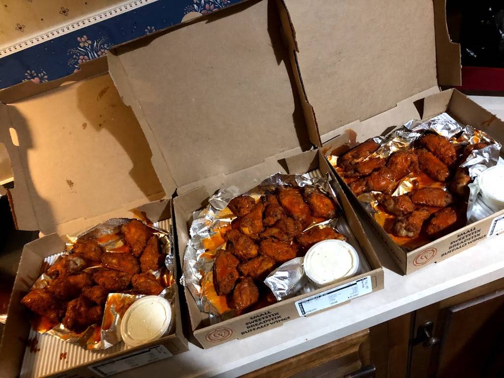 Cousin Vinnys Pizza | meal delivery | 834 Watertower Ln, West Carrollton, OH 45449, USA | 9372473999 OR +1 937-247-3999