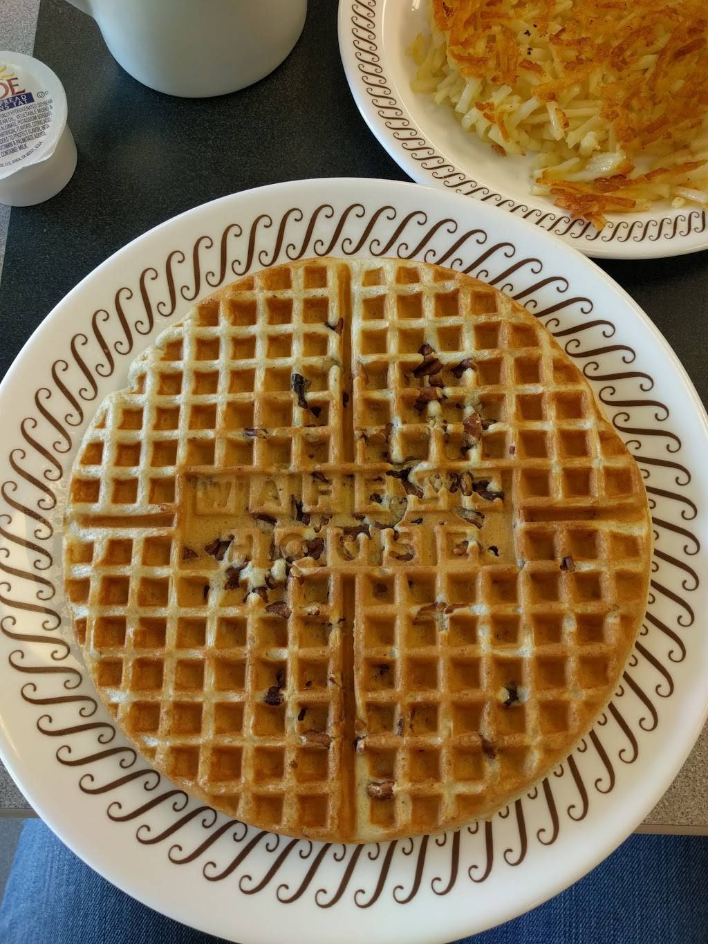 Waffle House | meal takeaway | 7676 Hwy 70 S, Nashville, TN 37221, USA | 6156465391 OR +1 615-646-5391