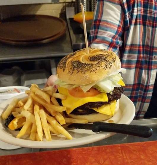 Perkys Restaurant | restaurant | 802 Wards Rd, Altavista, VA 24517, USA | 4343699908 OR +1 434-369-9908