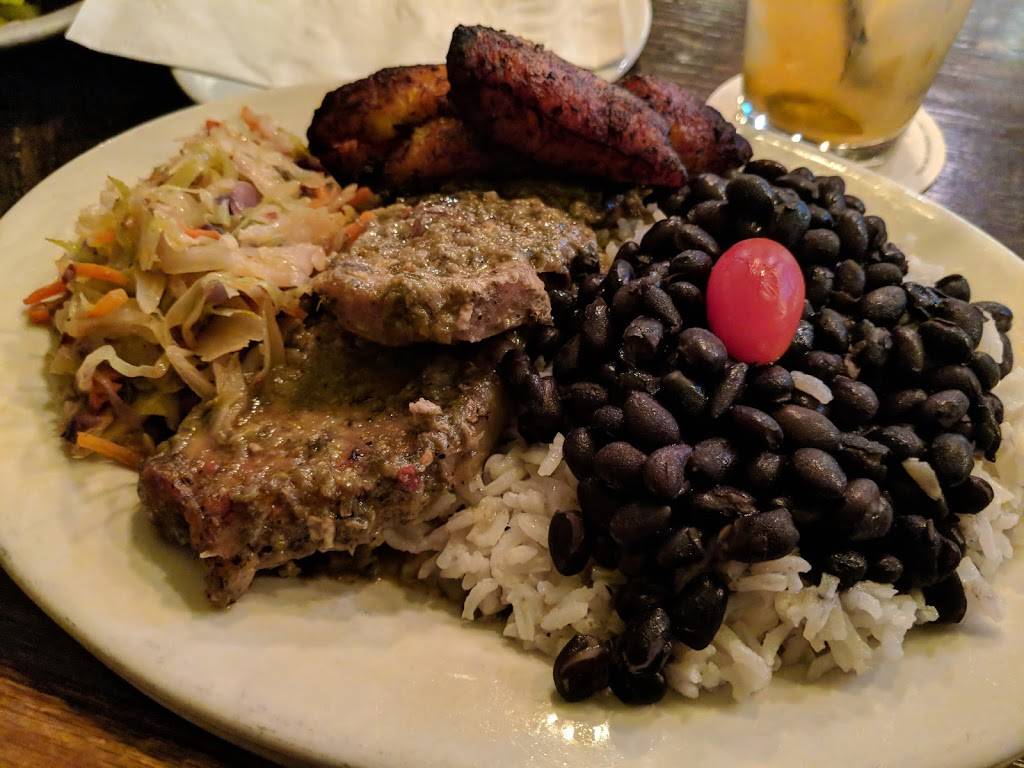 Blackbird Tavern LLC | restaurant | 6 Way Rd, Middlefield, CT 06455, USA | 8603490860 OR +1 860-349-0860