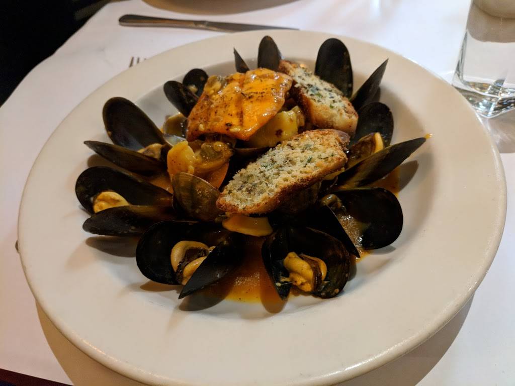 La Fontaine | restaurant | 186 Castro St, Mountain View, CA 94041, USA | 6509682300 OR +1 650-968-2300