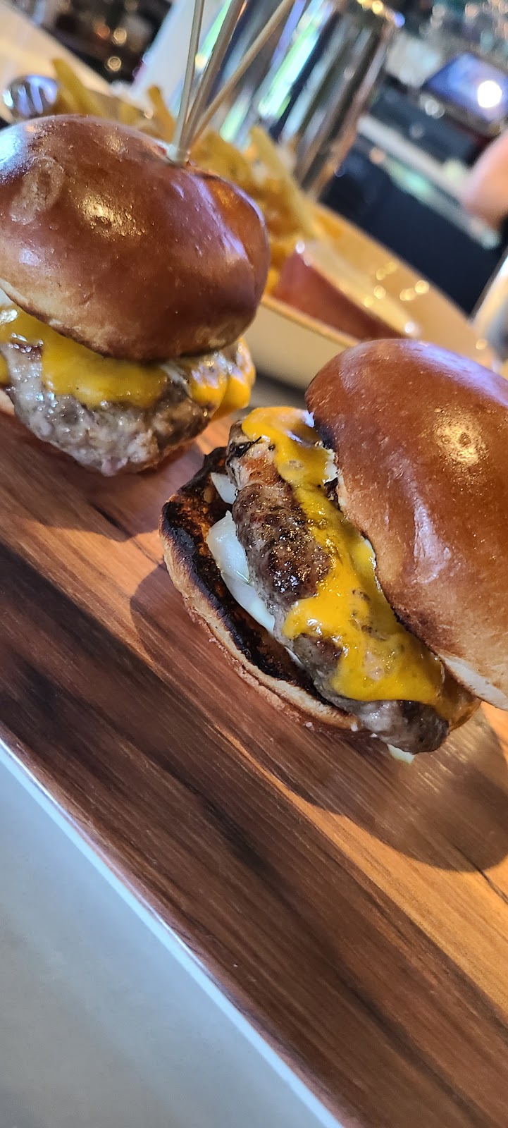 Bedarra Bar and Restaurant | restaurant | 419 N Grant St, Crown Point, IN 46307, USA | 2193233110 OR +1 219-323-3110