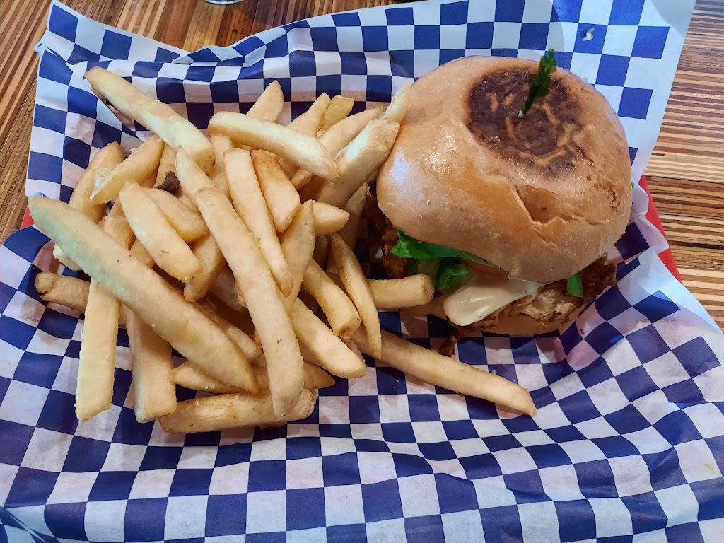 Firetruck Brewing Company | restaurant | 9630 N Oracle Rd #110, Oro Valley, AZ 85704, USA | 5206127208 OR +1 520-612-7208