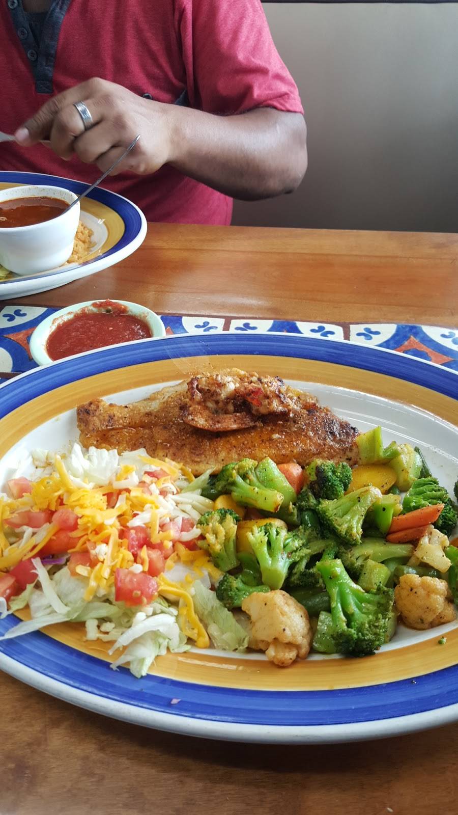 Tio Tonys Mexican Restaurant | restaurant | 110 N 13th St, Midlothian, TX 76065, USA | 9727752390 OR +1 972-775-2390