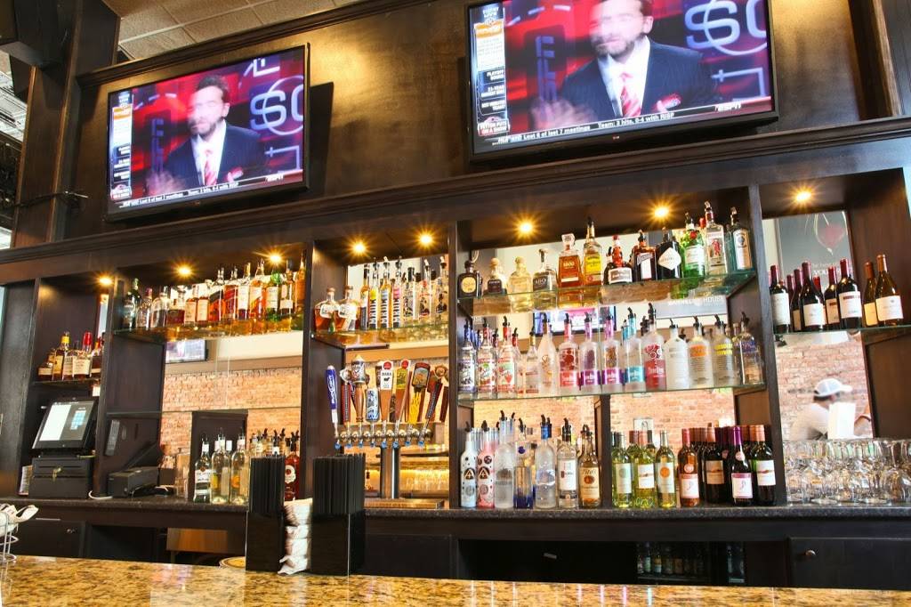 Barrel House | restaurant | 1321 5th Ave, Moline, IL 61265, USA | 3095171973 OR +1 309-517-1973