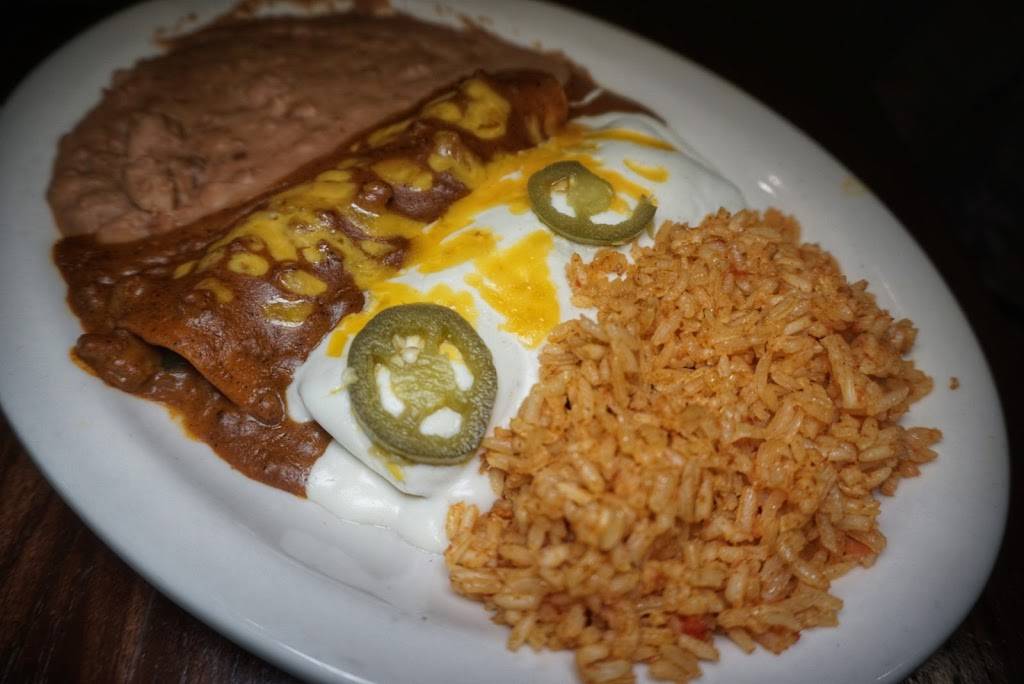 El Vecino Tex Mex | restaurant | 718 N Buckner Blvd, Dallas, TX 75218, USA | 4698026060 OR +1 469-802-6060