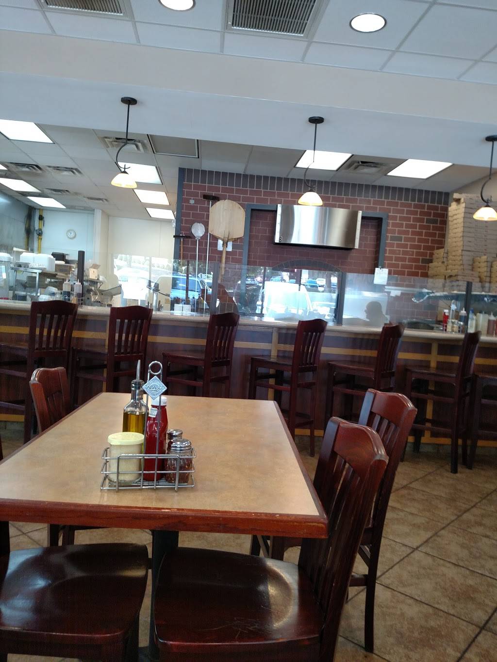 Strombolis Express | restaurant | 2900 Spring Forest Rd # 109, Raleigh, NC 27616, USA | 9198764222 OR +1 919-876-4222