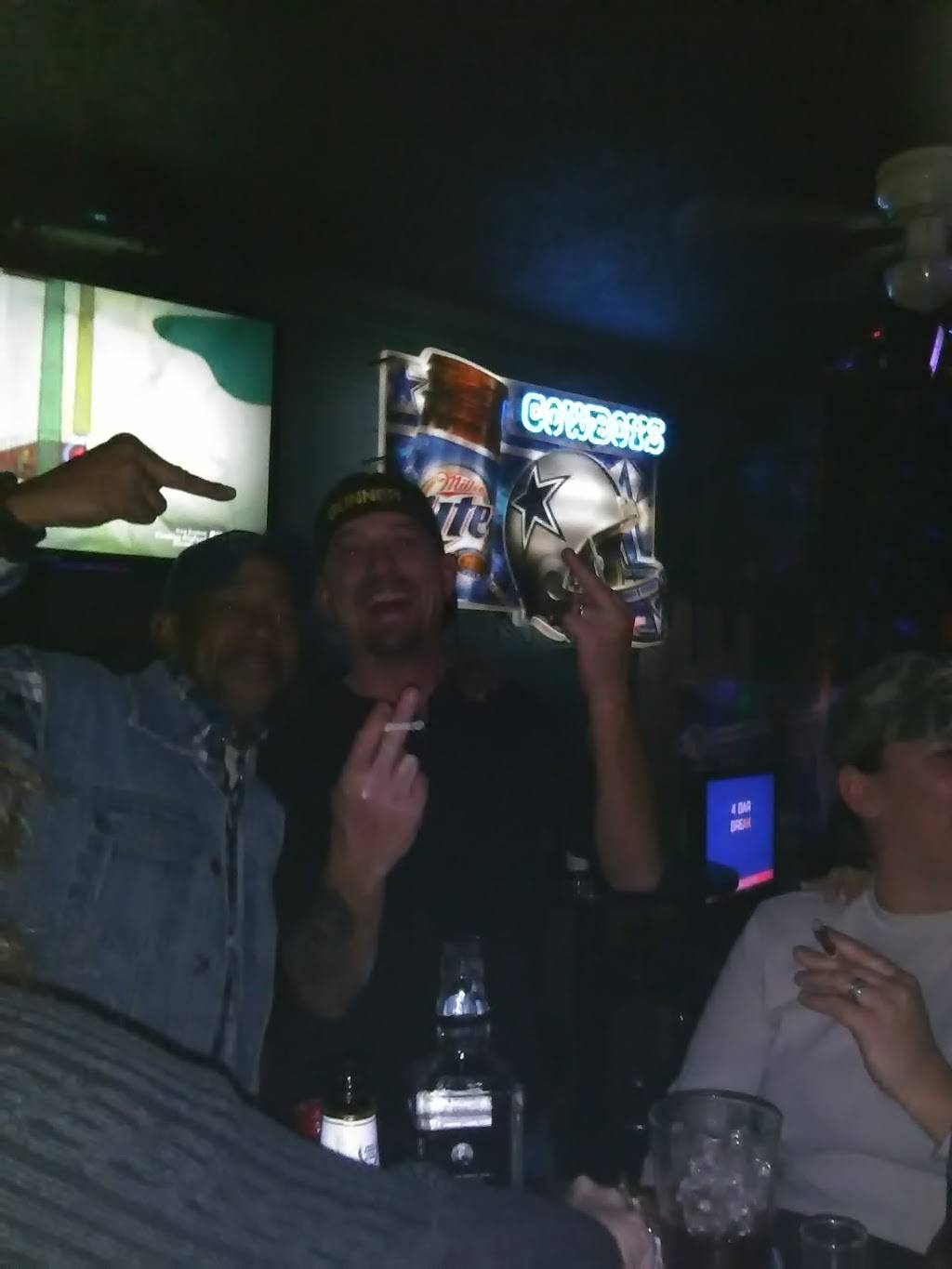 Mcgraws Neighborhood Pub | restaurant | 3321 E Lancaster Ave, Fort Worth, TX 76103, USA | 8175311459 OR +1 817-531-1459