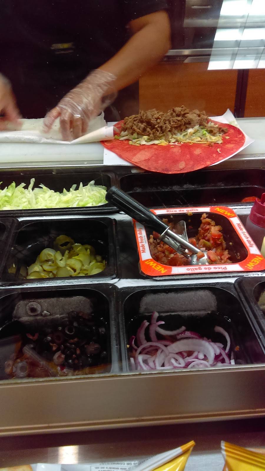 Subway | meal takeaway | 3540 Adams Ave, San Diego, CA 92116, USA | 6195464390 OR +1 619-546-4390