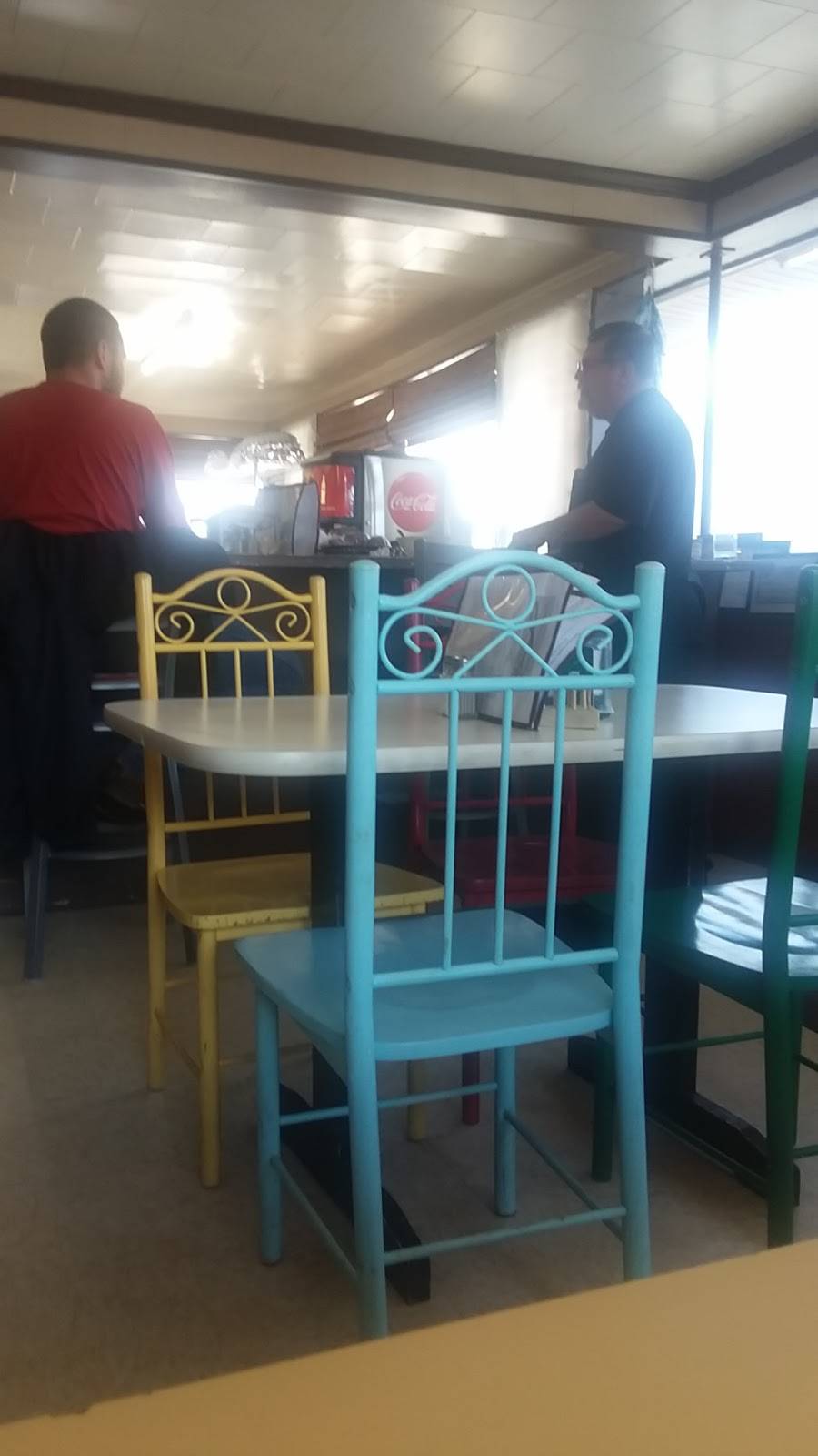 Crossroads Diner | restaurant | 819 U.S. 51 South, Troy, TN 38260, USA | 7316240624 OR +1 731-624-0624