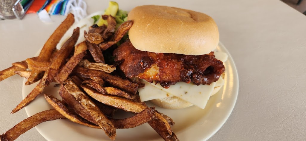 Esther’s Family Diner | restaurant | 668 W Sumner Ave, Fort Sumner, NM 88119, USA | 5054648203 OR +1 505-464-8203