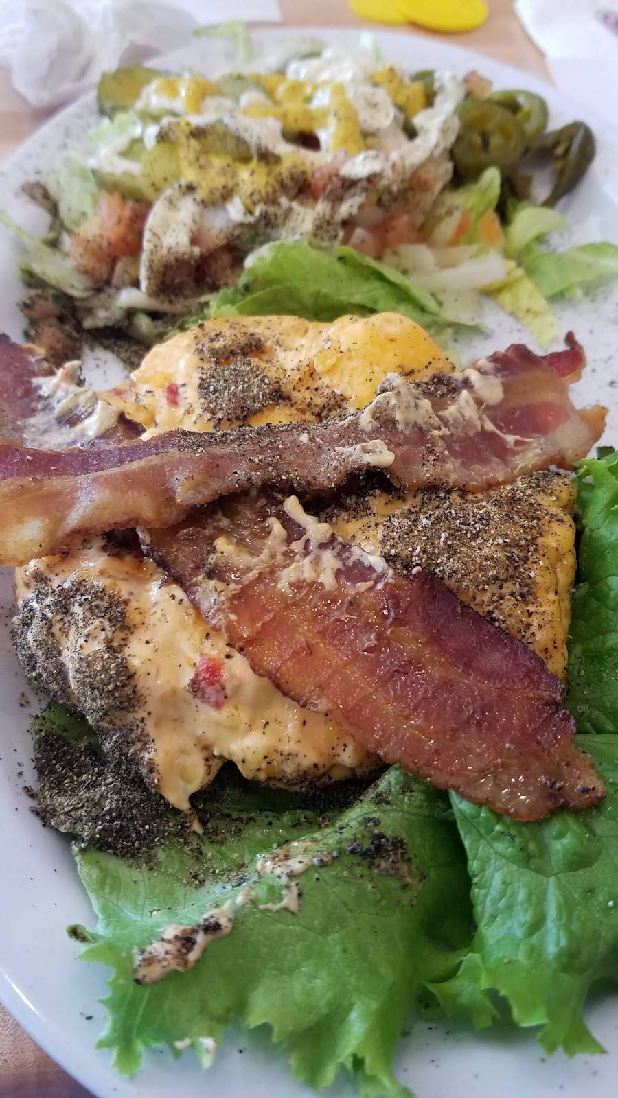 Fuddruckers | restaurant | 1515 E Main St, Duncan, SC 29334, USA | 8642493656 OR +1 864-249-3656